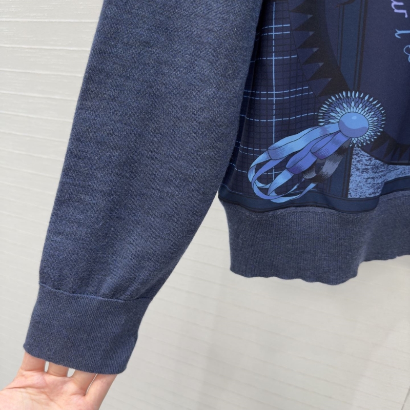 H**me5 sweaters